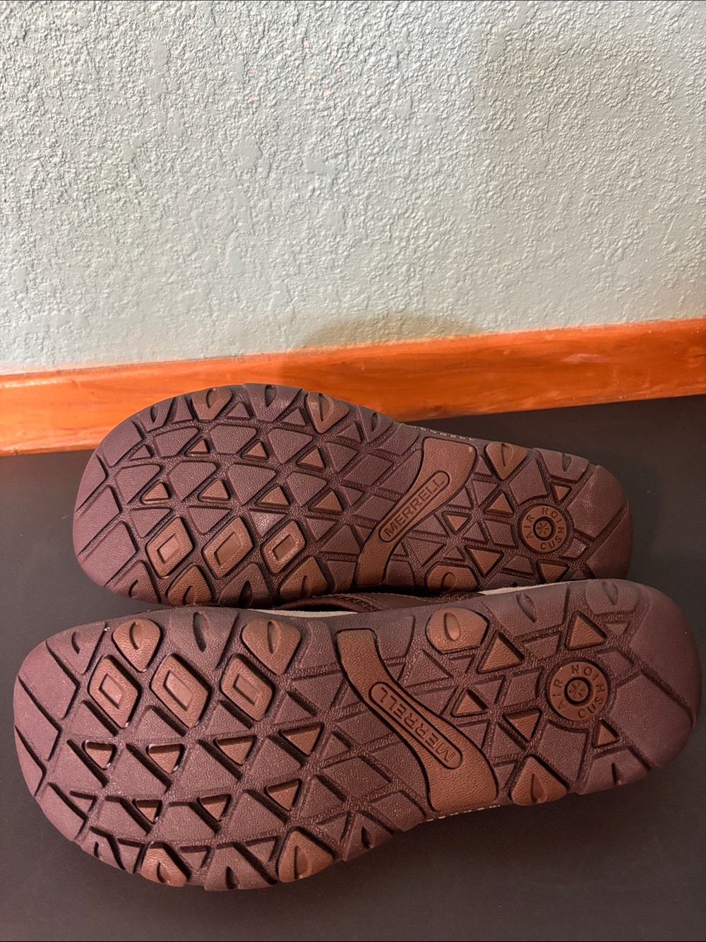 Merrell Brown Leather-Style Slide Sandals Women’s Size 7 - good - Picture 3 of 5